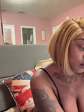 Creamesensation online show from February 2025 07:46:01 PM