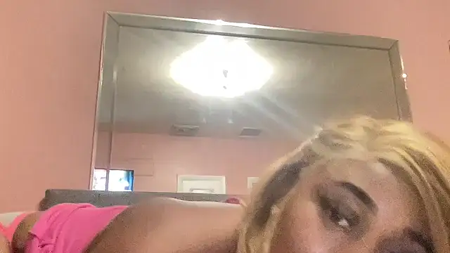 Creamesensation online show from February 2025 11:23:02 AM