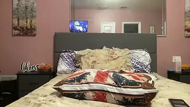 Creamesensation online show from February 2025 06:35:02 PM