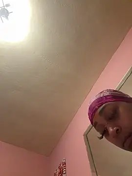 Creamesensation online show from February 2025 09:05:02 PM