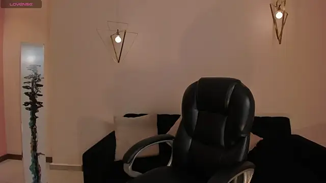 MorganHicks online show from April 2026 11:19:01 AM