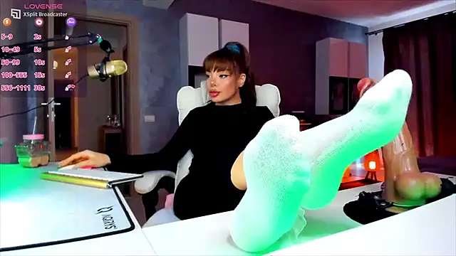 Miss kay1111 online show from April 2026 02:49:01 PM