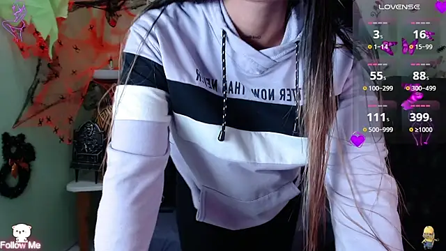 DestinyHills online show from October 2025 12:02:02 PM