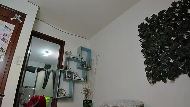 DestinyHills online show from April 2026 02:47:02 PM