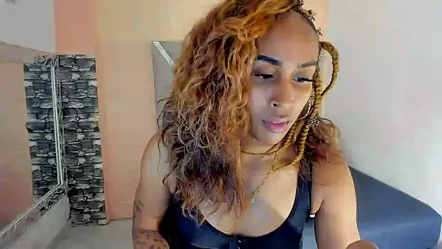 CarameloCeron online show from December 2024 08:18:01 PM