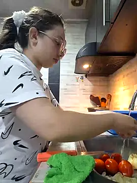 linda-schmidt online show from December 2024 03:52:01 PM