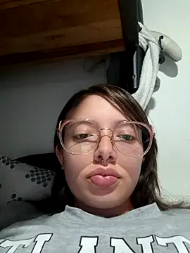 linda-schmidt online show from December 2025 01:21:02 AM