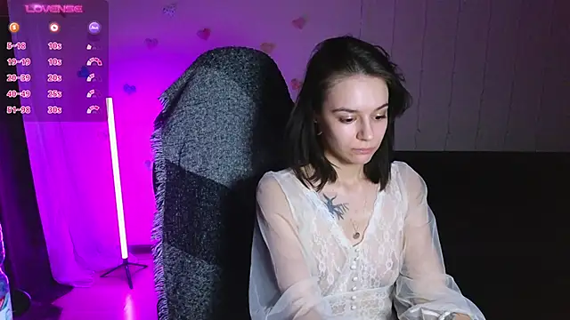 alyssa sweet online show from February 2025 02:03:02 AM