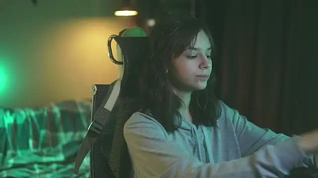 alyssa sweet online show from September 2025 03:41:02 AM