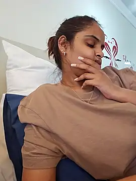 DirtySnowball69 online show from December 2024 01:25:01 PM