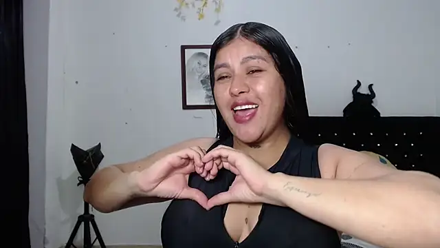 venuz mendoza20 online show from November 2025 01:33:02 PM