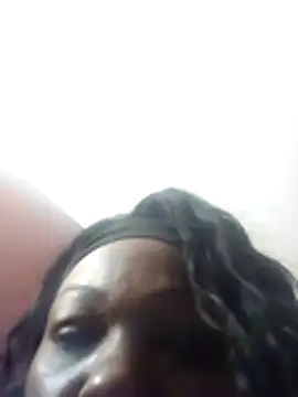 Snapshot of tgriff2k chatting on December 2025 07:38:01 AM tgriff2k online show from December 2025 07:38:01 AM