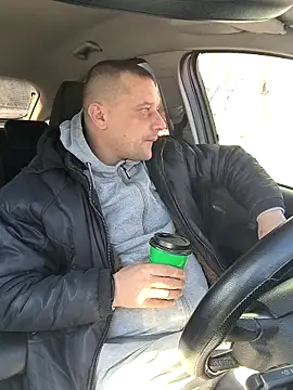 DanielOhCool online show from February 2025 11:13:01 AM