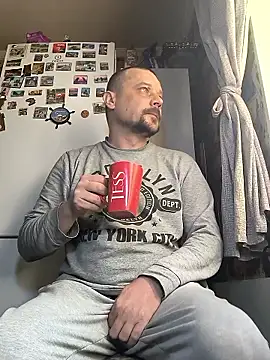 DanielOhCool online show from April 2026 06:28:02 AM