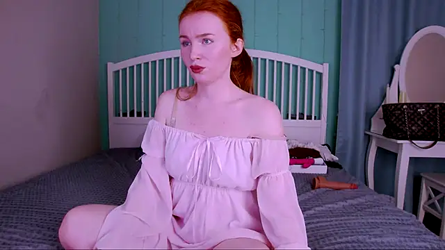 Snapshot of GingerArin chatting on November 2025 09:21:01 AM GingerArin online show from November 2025 09:21:01 AM