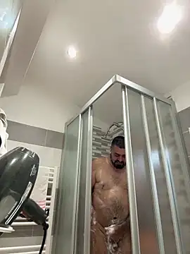 ChiIul11 online show from April 2026 04:30:02 PM