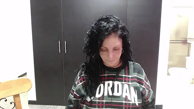 mijal queen online show from October 2025 03:10:02 AM