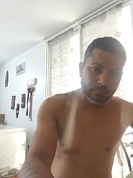 Snapshot of tropikboy chatting on June 2026 11:47:02 AM tropikboy online show from June 2026 11:47:02 AM