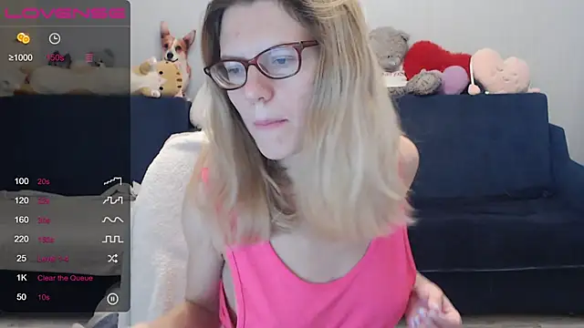 night is dark online show from December 2024 02:05:02 PM