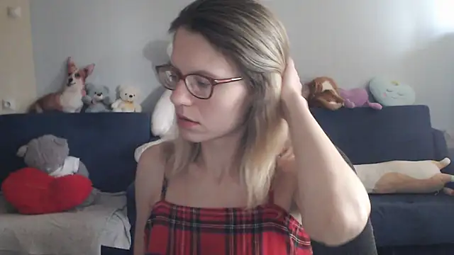 night is dark online show from September 2025 02:06:01 PM