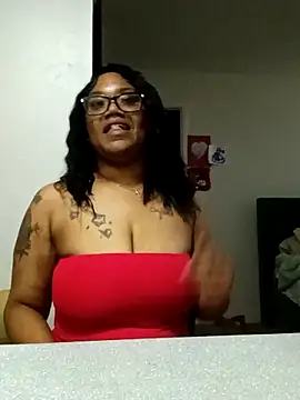 Snapshot of Teila21 chatting on April 2026 12:46:02 AM Teila21 online show from April 2026 12:46:02 AM