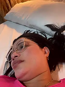 valerie lya online show from October 2025 08:16:02 PM