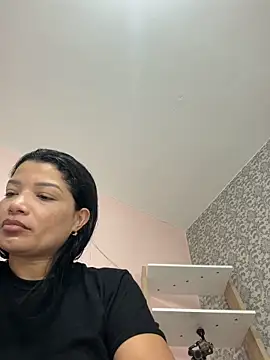 valerie lya online show from May 2026 08:13:02 PM