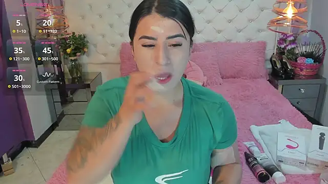 Snapshot of Nara_belen chatting on December 2024 03:36:01 AM Nara belen online show from December 2024 03:36:01 AM