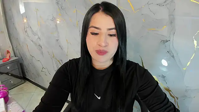 Snapshot of Nara_belen chatting on March 2025 03:24:01 AM Nara belen online show from March 2025 03:24:01 AM