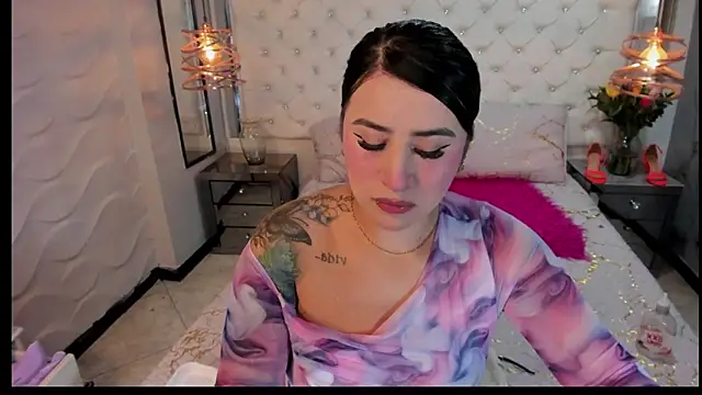 Snapshot of Nara_belen chatting on March 2025 03:56:02 AM Nara belen online show from March 2025 03:56:02 AM