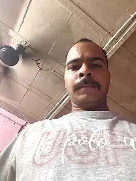 Vickyrajput009 online show from September 2025 01:28:01 AM