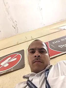 Vickyrajput009 online show from April 2026 01:57:02 PM