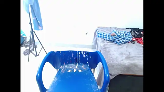 Snapshot of keyklin1 chatting on October 2025 11:43:02 AM keyklin1 online show from October 2025 11:43:02 AM