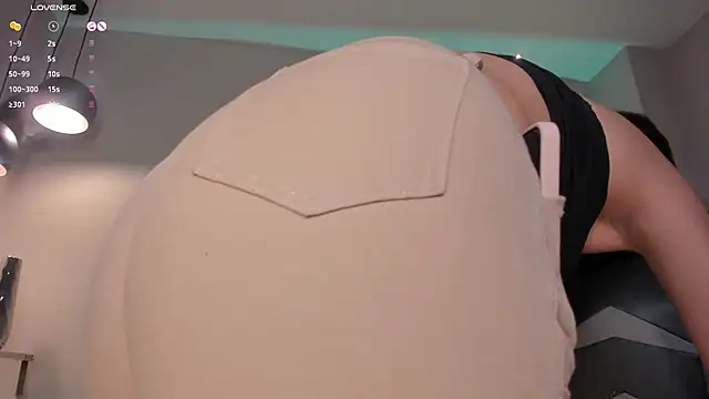 EllaClark online show from January 2025 12:49:01 AM