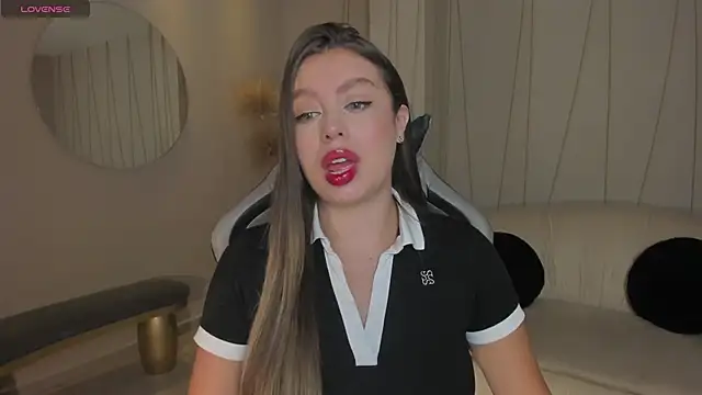 EllaClark online show from March 2025 06:16:01 PM