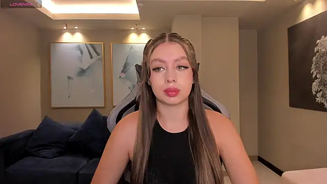 EllaClark online show from March 2025 07:20:02 PM