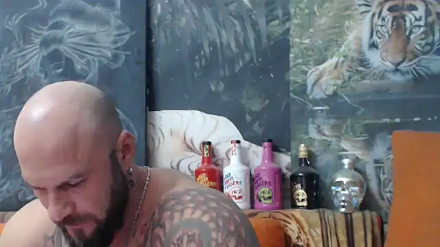 Snapshot of viking_30 chatting on October 2025 06:27:02 PM viking 30 online show from October 2025 06:27:02 PM