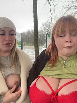 Snapshot of Model9798 chatting on February 2026 12:30:02 PM Model9798 online show from February 2026 12:30:02 PM