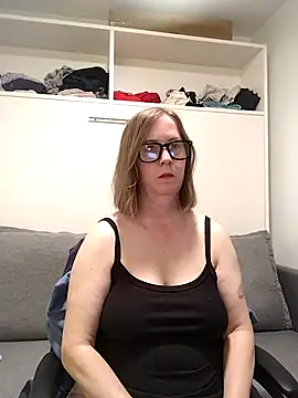 SweetandNaughty1 online show from June 2026 04:10:02 AM