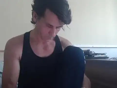 yvesstorm1 online show from January 2025 12:33:01 PM