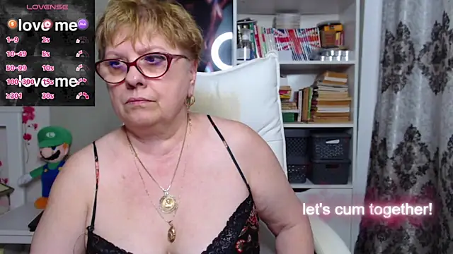 Mella4you online show from February 2025 11:49:01 AM