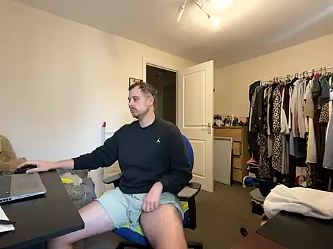 Kramer023 online show from February 2025 01:53:02 PM