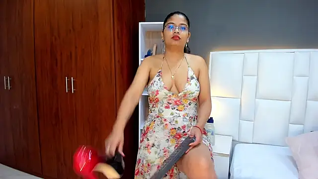 yeral2017 online show from September 2025 02:17:02 PM