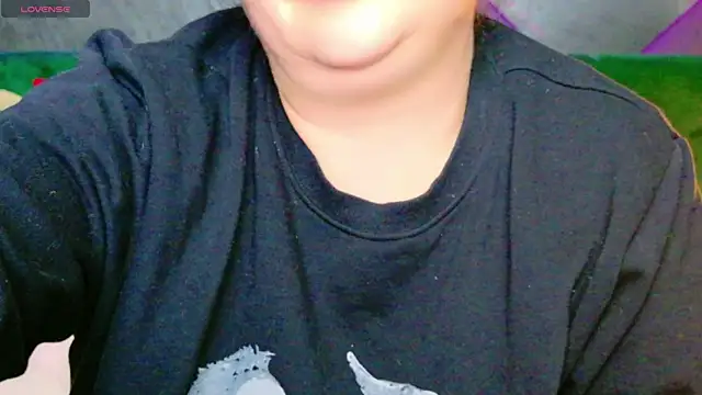 AleshaArabian online show from February 2025 07:40:02 PM