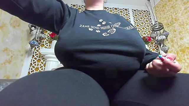 AleshaArabian online show from October 2025 04:15:02 AM