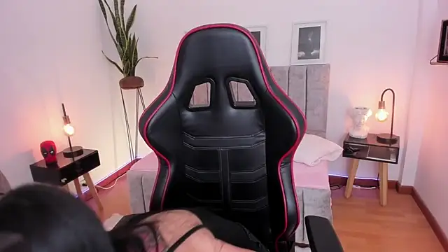 EmmyEvans1 online show from January 2025 07:42:01 PM