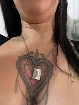 EmmyEvans1 online show from March 2025 09:10:02 PM