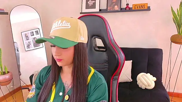 EmmyEvans1 online show from February 2026 07:26:02 PM