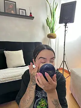 EmmyEvans1 online show from March 2026 03:39:01 PM