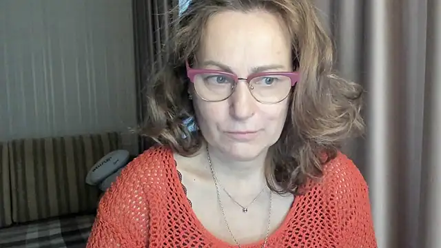 lauraoven online show from January 2025 08:27:02 AM